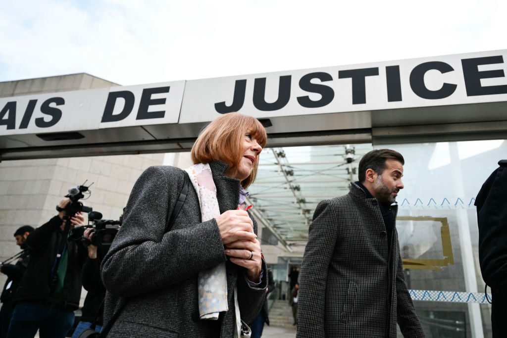 Fiscal pide 20 años de prisión para Dominique Pelicot en juicio por violación masiva