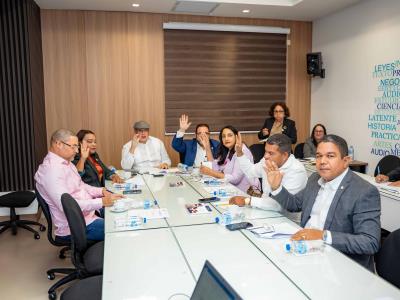 Avanzan en proyecto que fusionaría Hacienda y Economía