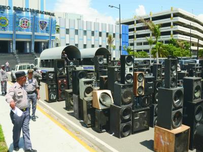 Someten proyecto para prohibir música alta en residenciales