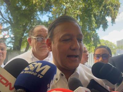 Abel Martínez culpa a expresidentes por «desbordamiento» en migración