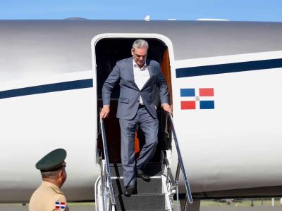 Viaje de Abinader iguala al de mayo como los de más días fuera de RD