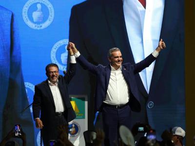 Alianza País no tiene acuerdos con Abinader ni el PRM