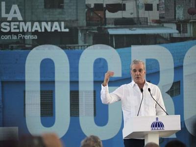 Abinader anuncia apertura de unidad oncológica en el Cabral y Báez