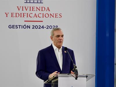 Abinader dice «nubes» no pueden tapar su inversión en salud