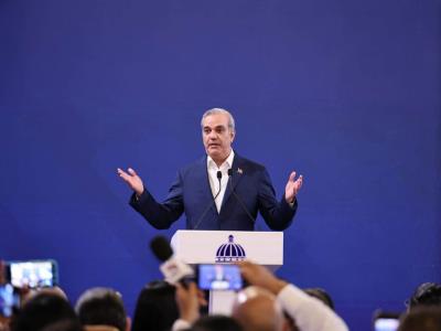 Luis Abinader responde a Diosdado Cabello