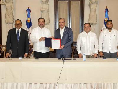 Los Haitises y Loma Novilleros entran a programa de titulación